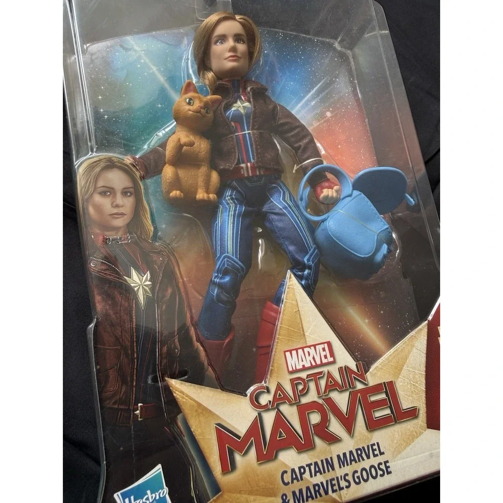 Hasbro Marvel Captain Marvel & Goose 12in Doll Set Boxed Original Unopened